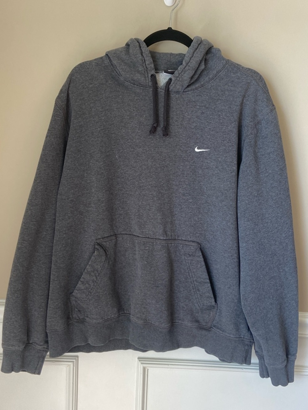 Nike‎ Charcoal Gray Pullover Hoodie with White Swoosh XXL
